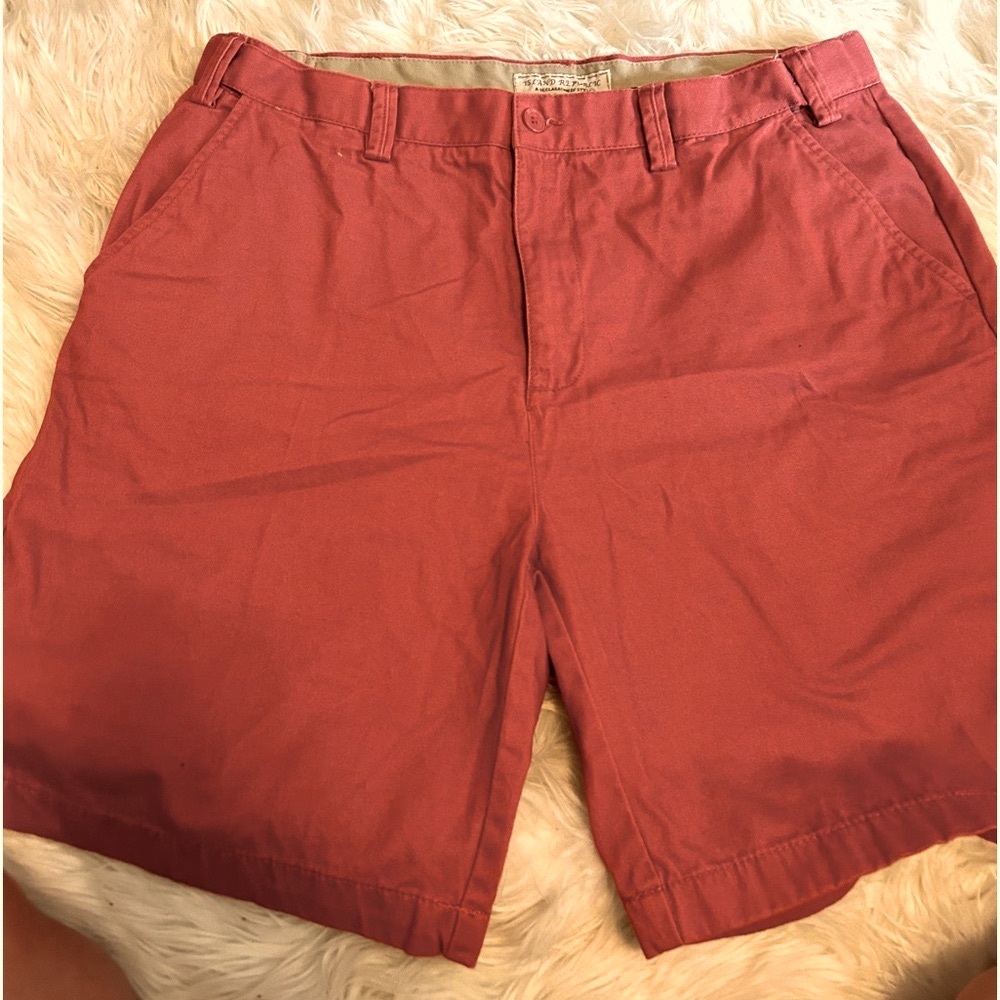 Island Republic mens regular shorts size 36 and are like a red color.